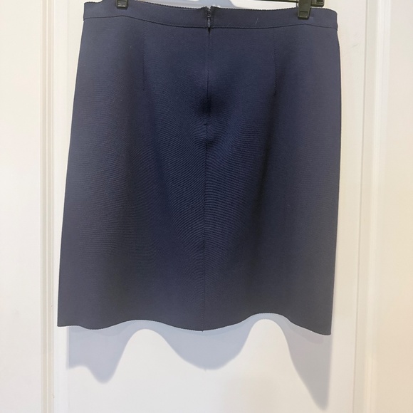 Marie Saint Pierre - navy blue skirt with black sequin front - Picture 3 of 5